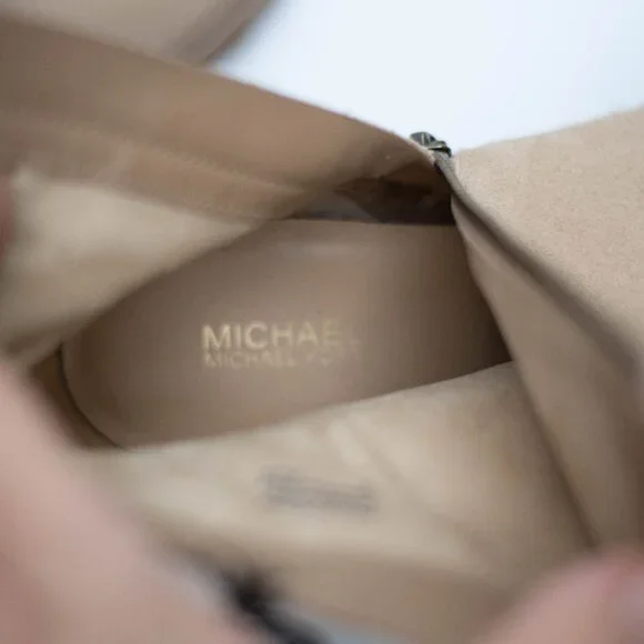 MICHAEL MICHAEL KORS Womens 7 M Beige Evelyn Round Toe Wedge Leather Booties - Picture 14 of 15